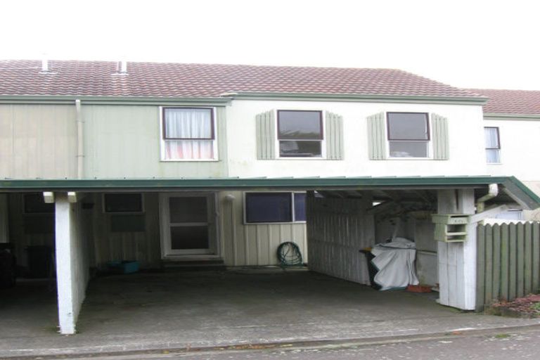 Photo of property in 10 Hollydale Grove, Churton Park, Wellington, 6037