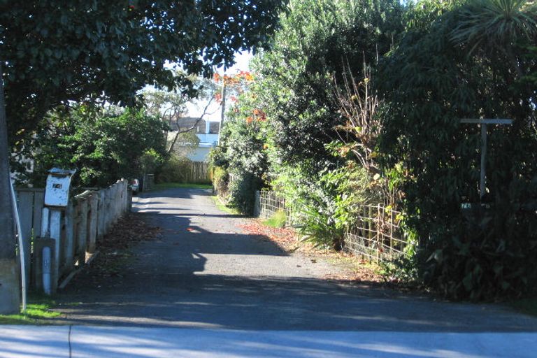Photo of property in 76 Kirk Street, Otaki, 5512