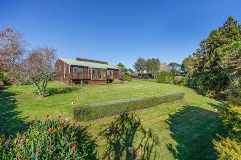 Photo of property in 35 Sarah Todd Lane, Waimauku, 0812