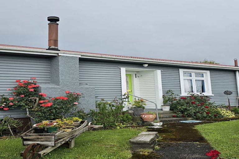 Photo of property in 53 Nelson Quay, Cobden, Greymouth, 7802
