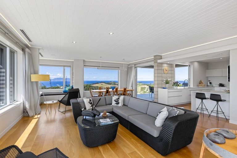 Photo of property in 28 Matheson Bush Road, Leigh, 0985