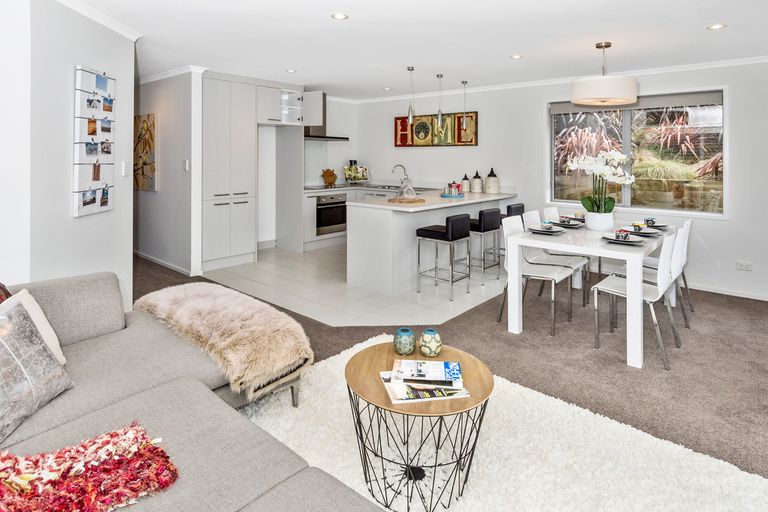 Photo of property in 4 Mcneish Place, Pokeno, 2402