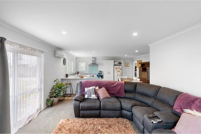Photo of property in 11a Saxton Street, Levin, 5510