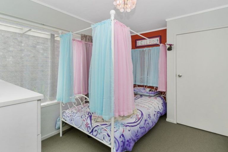 Photo of property in 25 Bluewater Place, Wattle Downs, Auckland, 2103