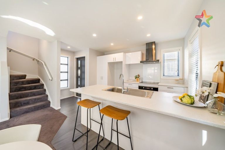 Photo of property in 128b Randwick Road, Moera, Lower Hutt, 5010