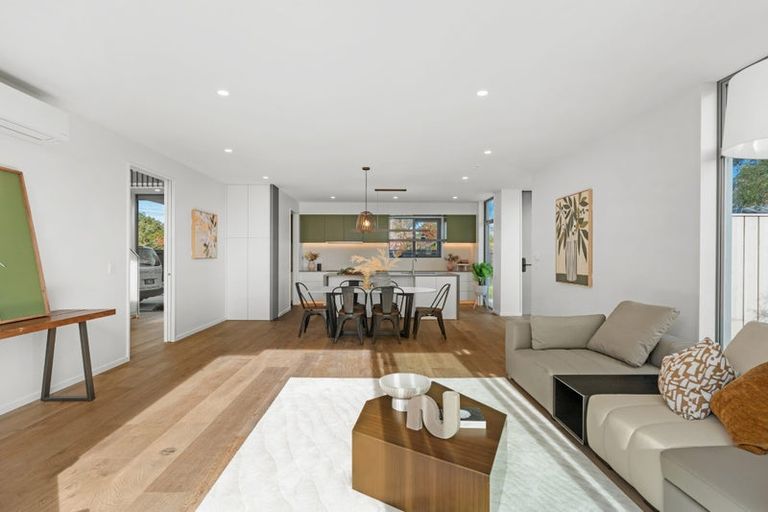 Photo of property in 1/42 Browns Road, St Albans, Christchurch, 8014