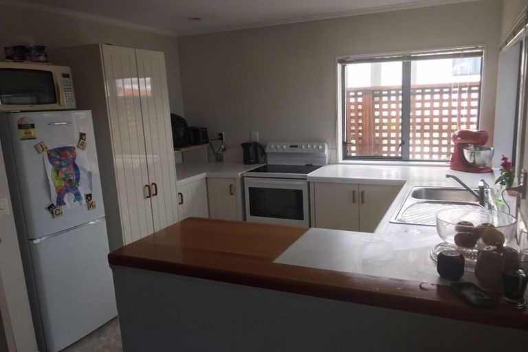 Photo of property in 4/49 Sackville Street, Fitzroy, New Plymouth, 4312