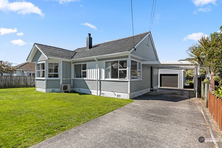 Photo of property in 94 Judd Crescent, Naenae, Lower Hutt, 5011