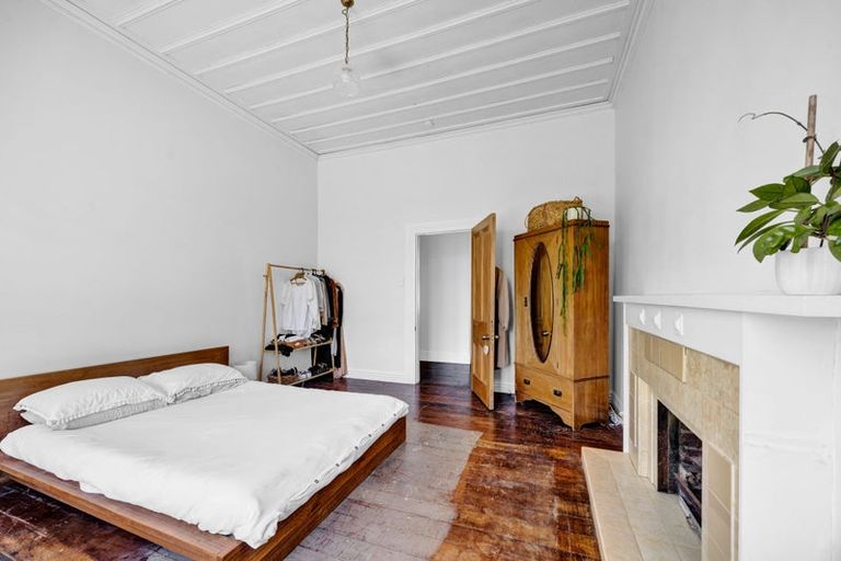 Photo of property in 207 Egmont Street, Patea, 4520