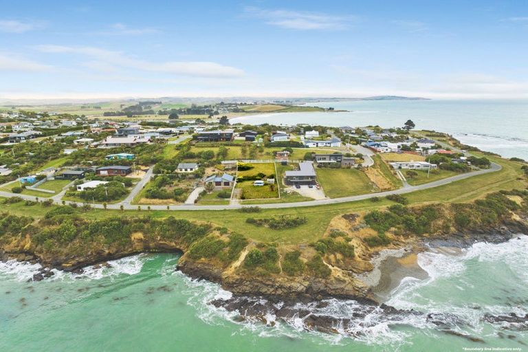 Photo of property in 44 Harbour Terrace, Kakanui, Oamaru, 9495