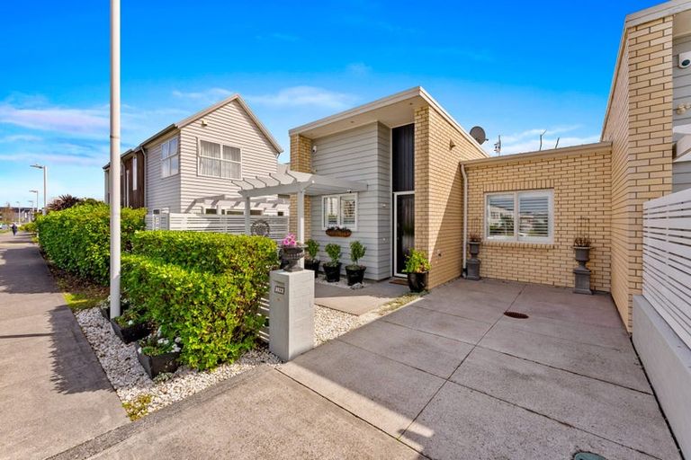 Photo of property in 198 Clark Road, Hobsonville, Auckland, 0616