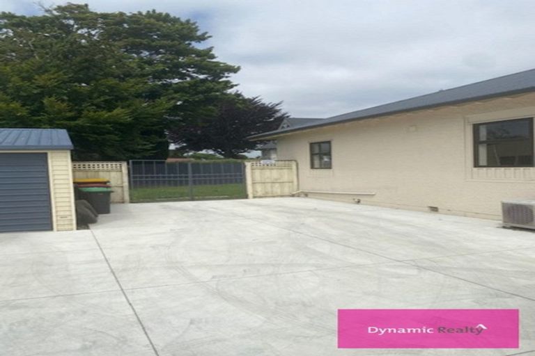 Photo of property in 833 Main North Road, Belfast, Christchurch, 8051