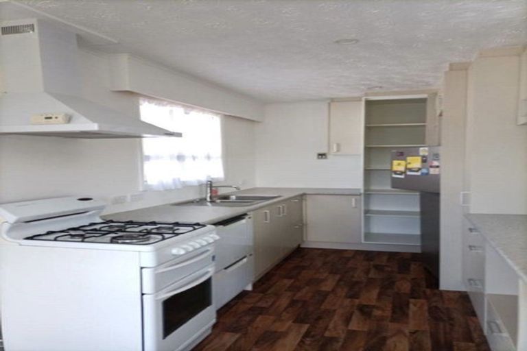 Photo of property in 73 Wainuiomata Road, Wainuiomata, Lower Hutt, 5014