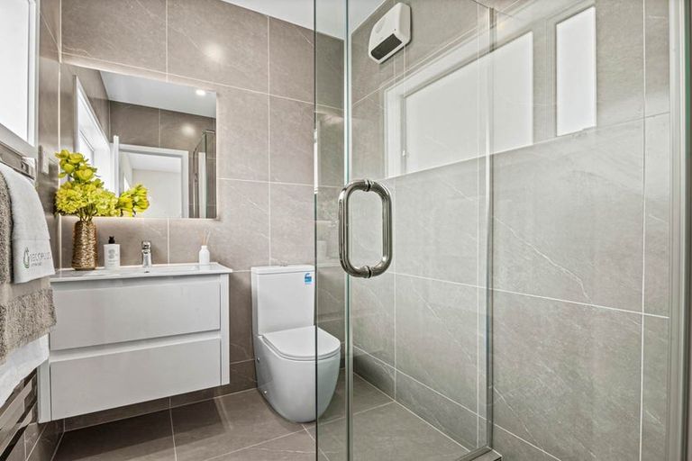 Photo of property in 36a Onepoto Road, Hauraki, Auckland, 0622