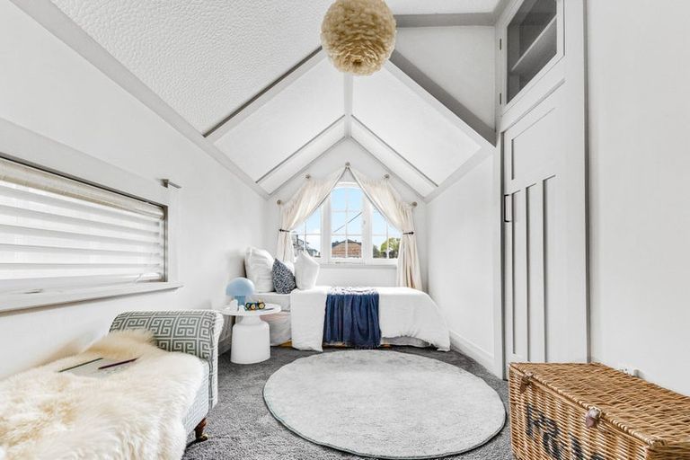 Photo of property in 203 Hurstmere Road, Takapuna, Auckland, 0622