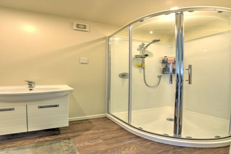 Photo of property in 24 Walker Street, East Gore, Gore, 9710