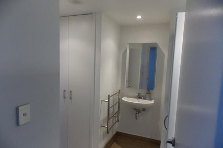 Photo of property in Soho Apartments, 1011/74 Taranaki Street, Te Aro, Wellington, 6011