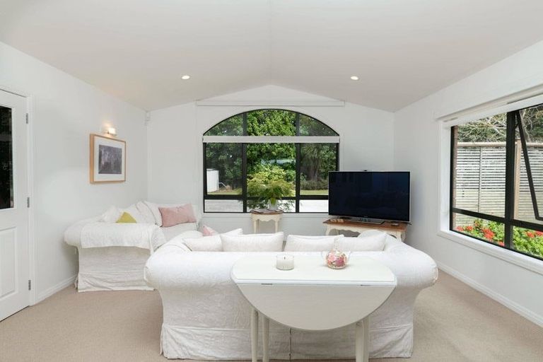 Photo of property in 32 Edkins Road, Kerikeri, 0230