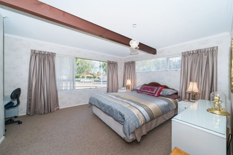 Photo of property in 26 Humphries Place, Awapuni, Palmerston North, 4412