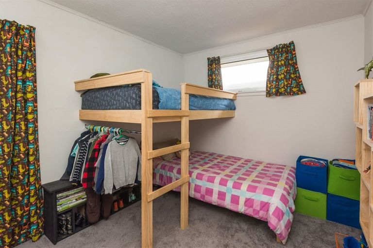 Photo of property in 8 Otaki Place, North New Brighton, Christchurch, 8083