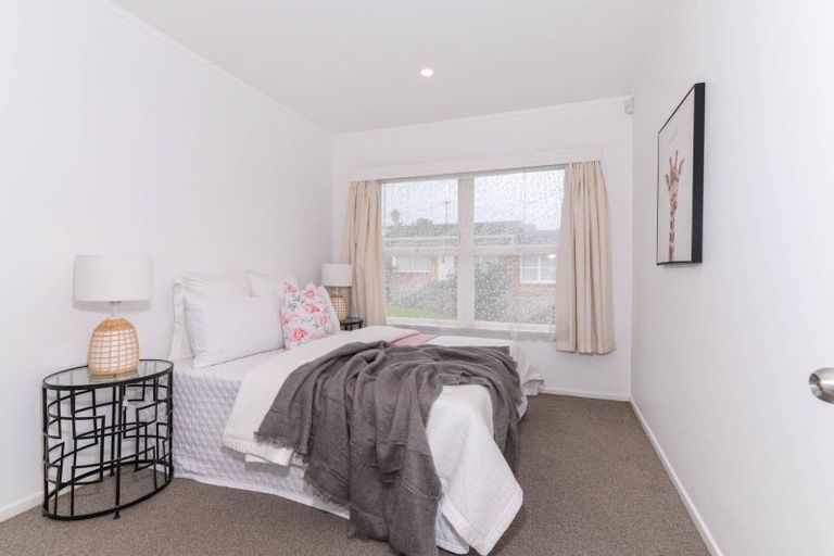Photo of property in 7/12 Raines Avenue, Forrest Hill, Auckland, 0620