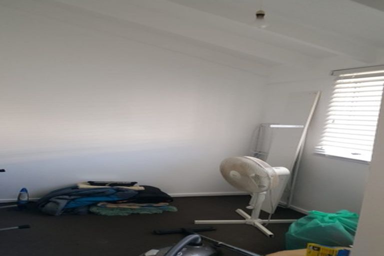 Photo of property in 18/125 Queens Drive, Lyall Bay, Wellington, 6022