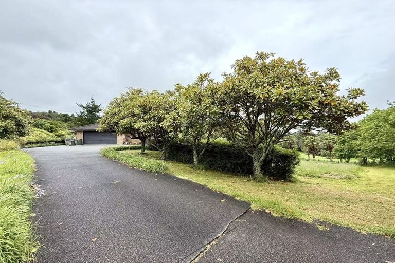 Photo of property in 3 Terry Smyth Drive, Kumeu, 0892