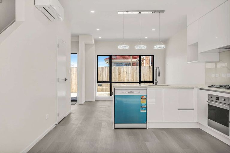 Photo of property in 7c Kingfisher Place, Favona, Auckland, 2024