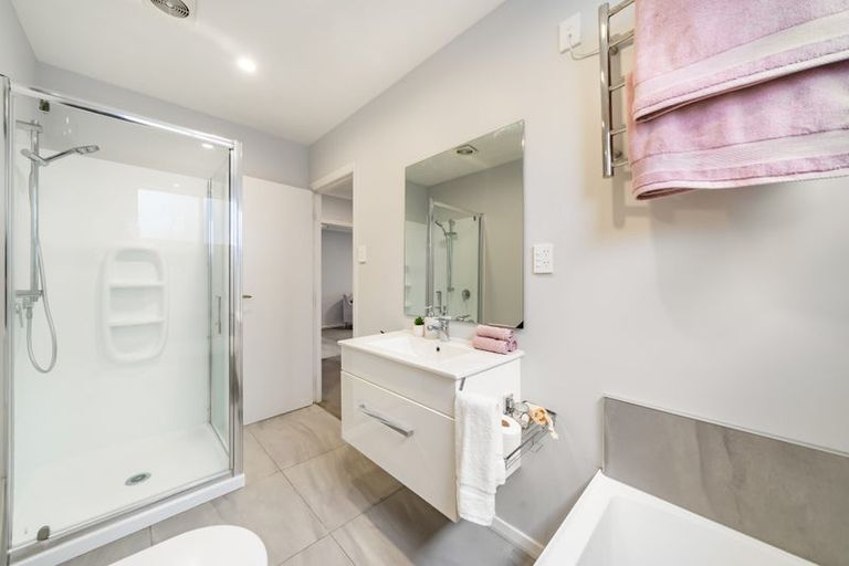 Photo of property in 2/625 High Street, Boulcott, Lower Hutt, 5010