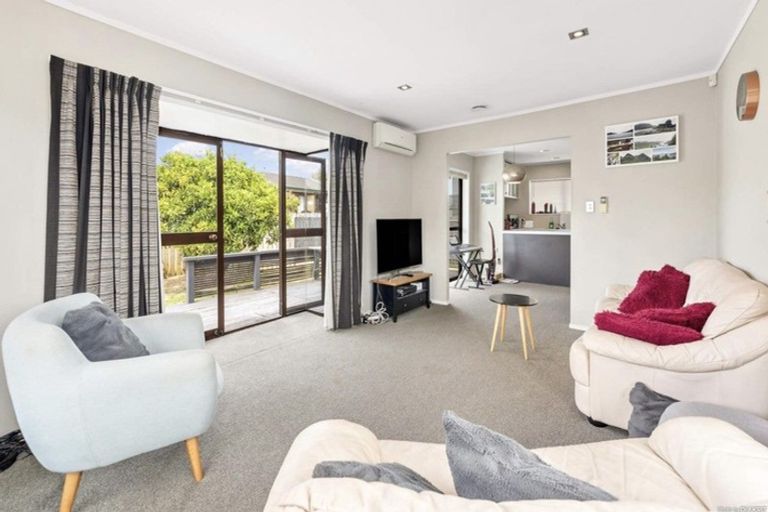 Photo of property in 3 Cherry Road, Bucklands Beach, Auckland, 2014