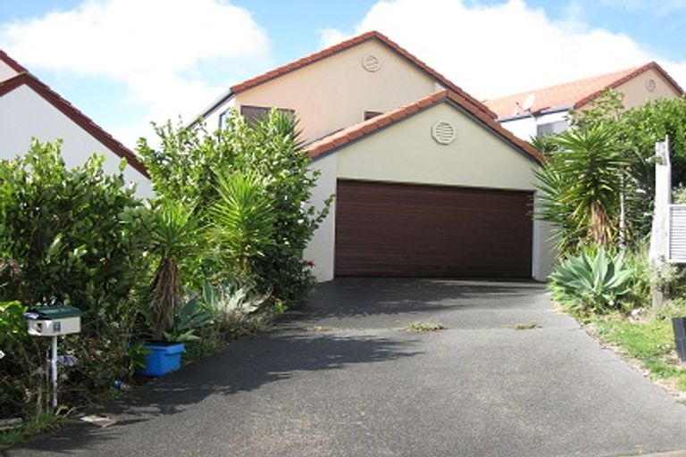 Photo of property in 4 Parkwood Crescent, Gulf Harbour, Whangaparaoa, 0930