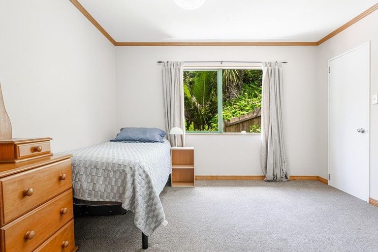 Photo of property in 214 Shaw Road, Oratia, Auckland, 0604