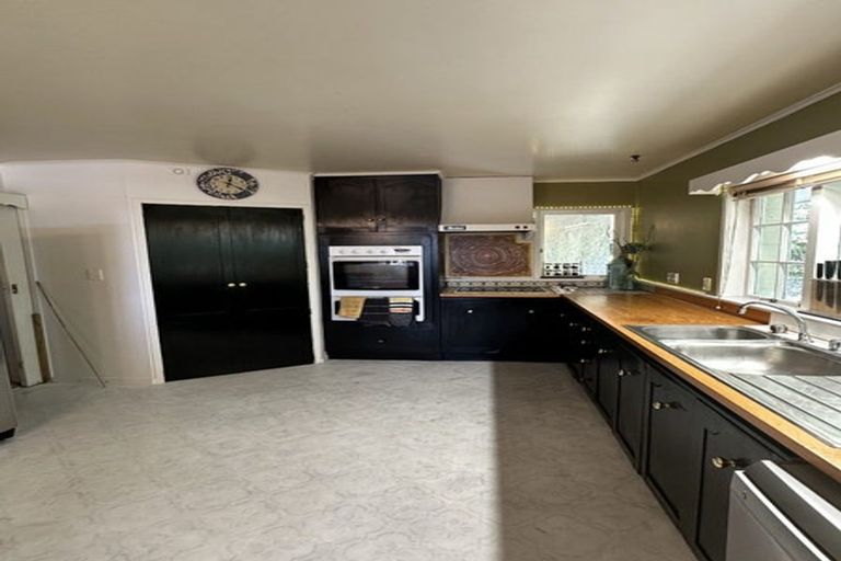 Photo of property in 338 Redoubt Road, Totara Park, Auckland, 2019