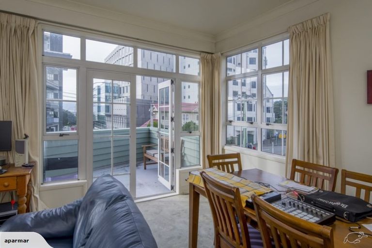 Photo of property in 32 Pipitea Street, Thorndon, Wellington, 6011