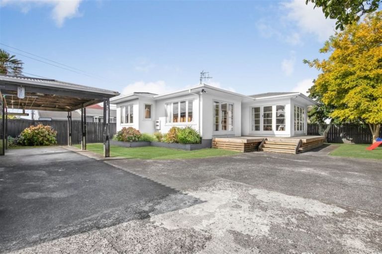 Photo of property in 1/18 Takanini School Road, Takanini, 2112