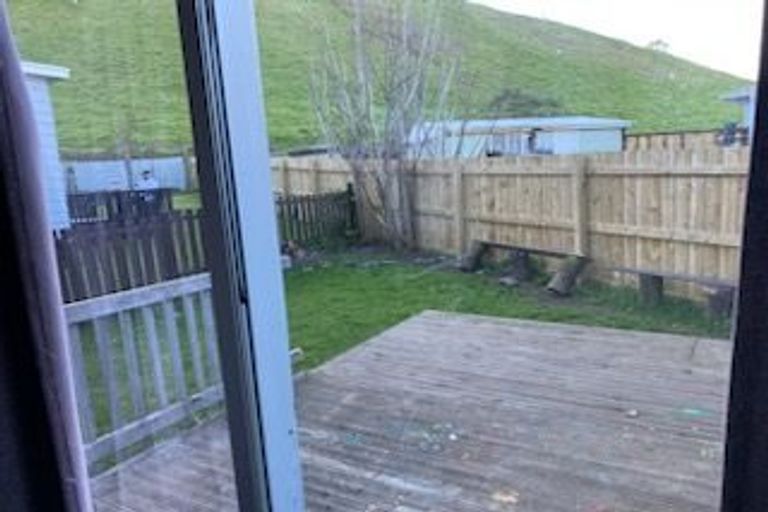 Photo of property in 2/32 Kapuka Road, Mangere Bridge, Auckland, 2022