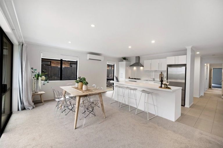 Photo of property in 2 Sew Hoy Lane, Arthurs Point, Queenstown, 9371