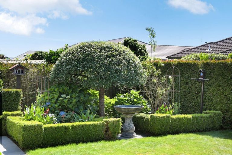 Photo of property in 13 Winslow Court, Huntington, Hamilton, 3210