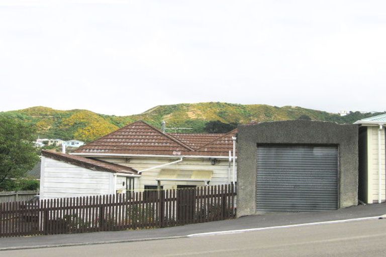 Photo of property in 26 Clyde Street, Island Bay, Wellington, 6023