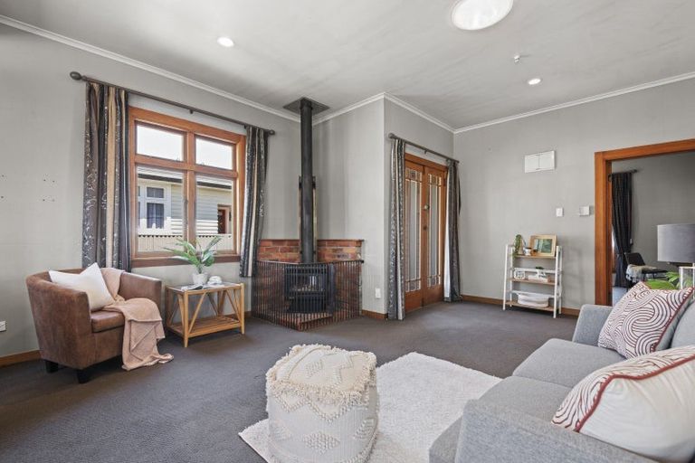 Photo of property in 61 Shamrock Street, Takaro, Palmerston North, 4412