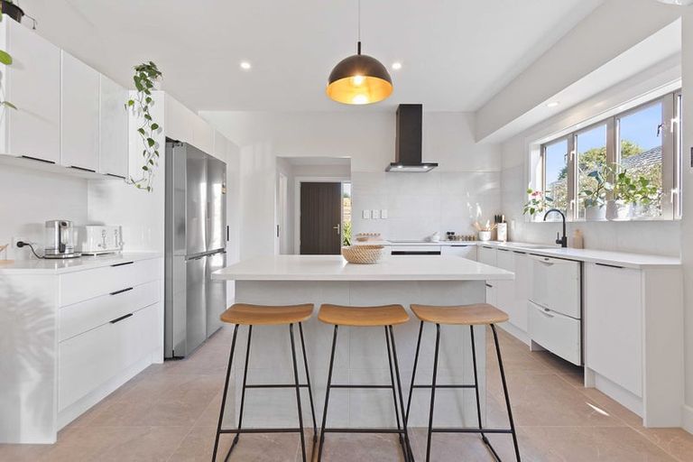 Photo of property in 160 North Avon Road, Richmond, Christchurch, 8013