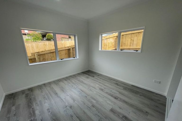 Photo of property in 75a Andrew Road, Howick, Auckland, 2010