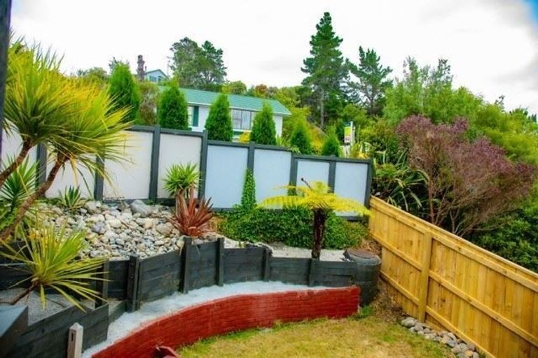 Photo of property in 61b Kingsley Street, Stokes Valley, Lower Hutt, 5019