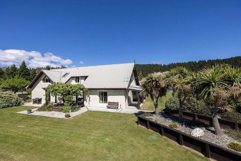 Photo of property in 1153 Wanaka-luggate Highway, Luggate, Wanaka, 9382