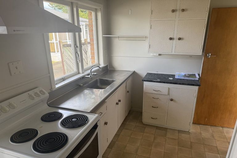 Photo of property in 1143 Heaphy Terrace, Fairfield, Hamilton, 3214