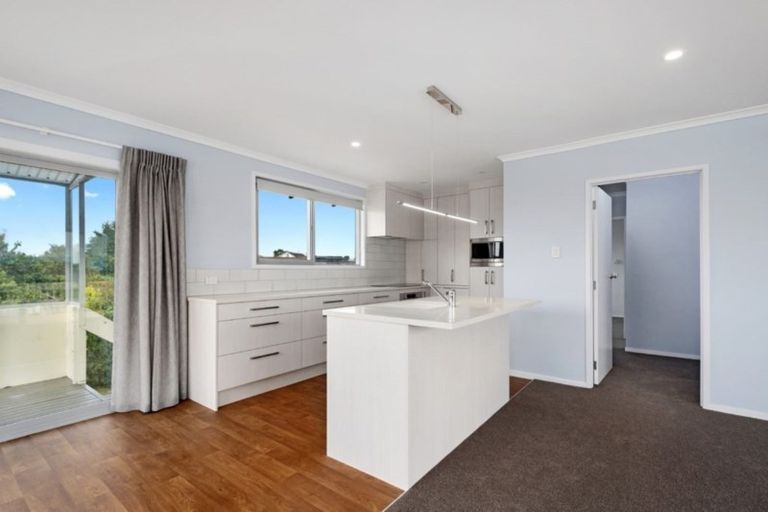 Photo of property in 14 Mcdonnell Street, Omokoroa, 3114