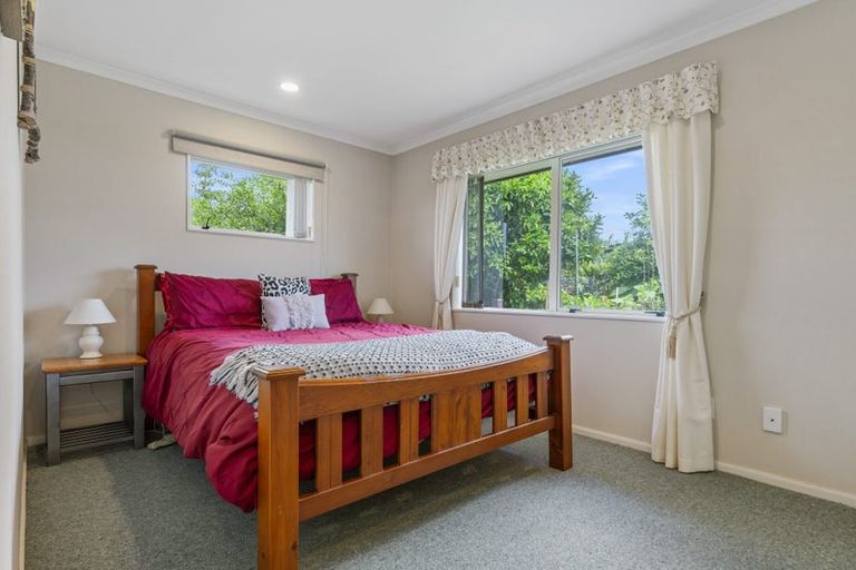 Photo of property in 42 Mahonia Place, Pyes Pa, Tauranga, 3112