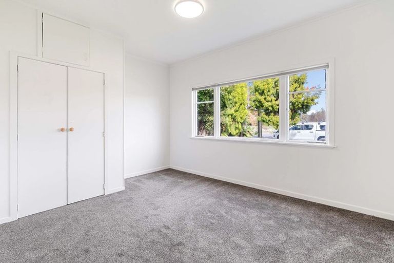 Photo of property in 13 Lee Road, Hannahs Bay, Rotorua, 3010