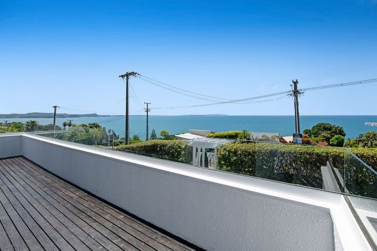 Photo of property in 1/6 Duncansby Road, Stanmore Bay, Whangaparaoa, 0932