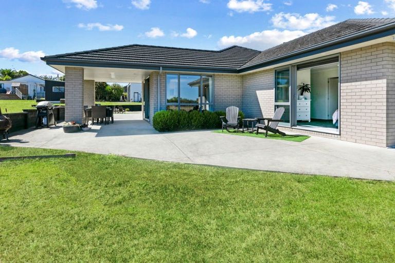 Photo of property in 9 Fitzgerald Road, Drury, 2113